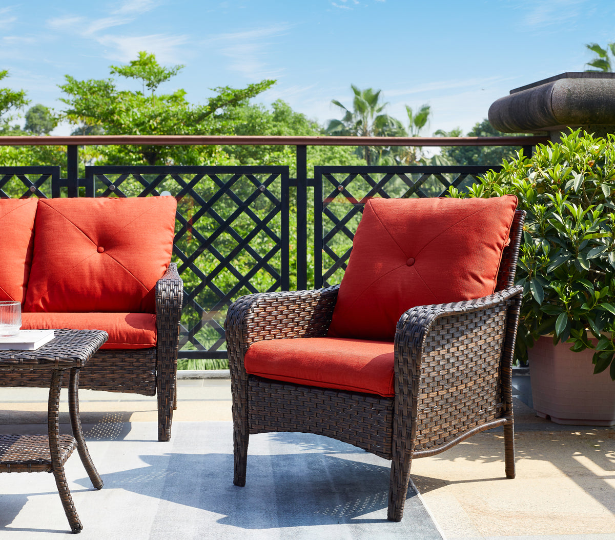 Red Cushioned Patio Chair Set of 2 V494242