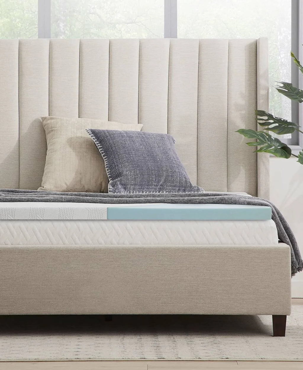 White California King Memory Foam Topper O30687