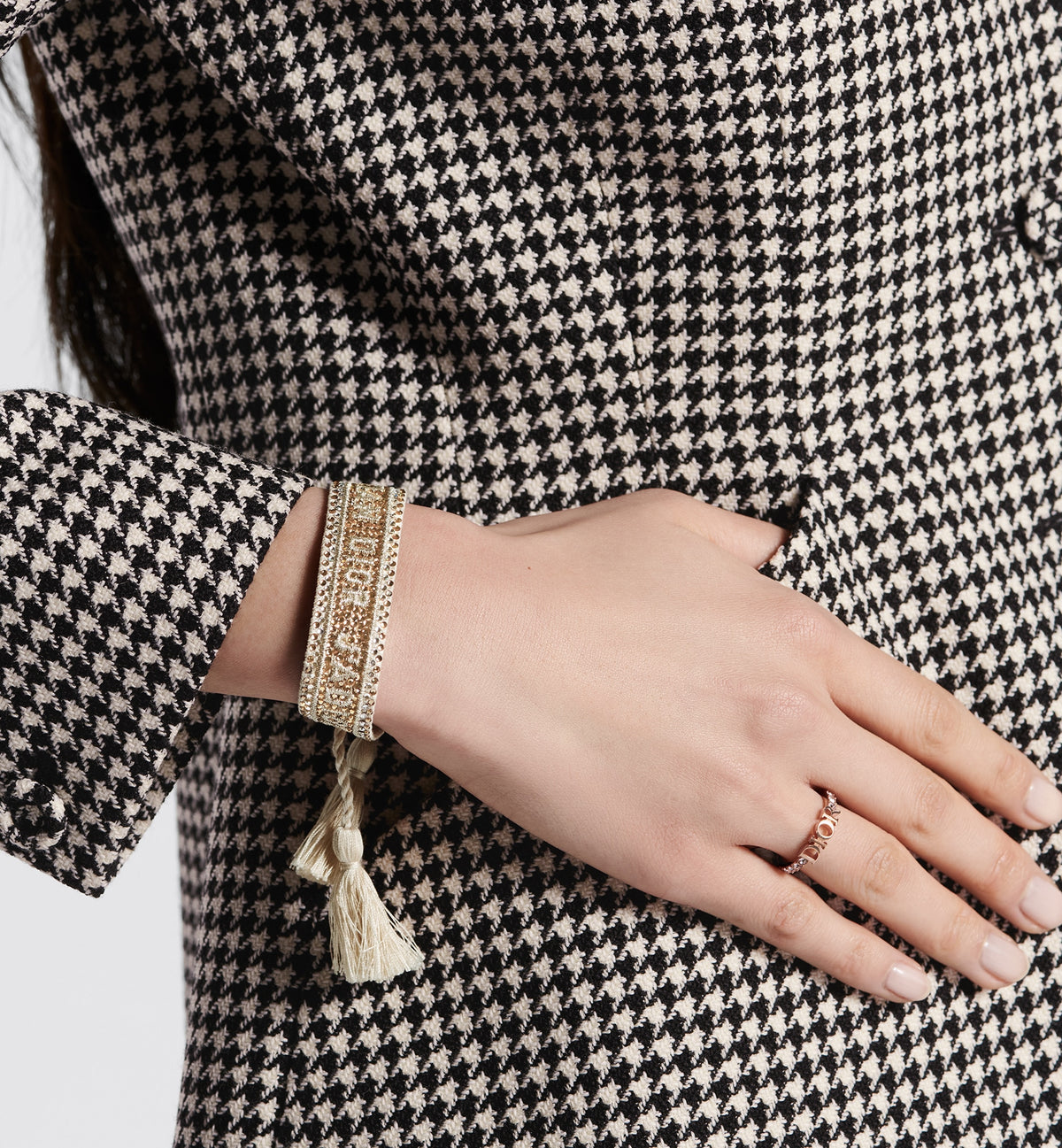 Ring V851828